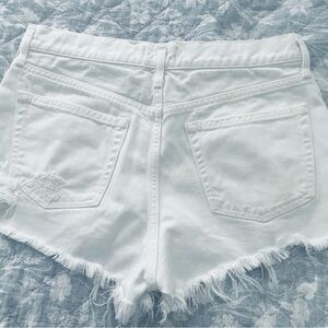Agolde Parker shorts in white size 27.